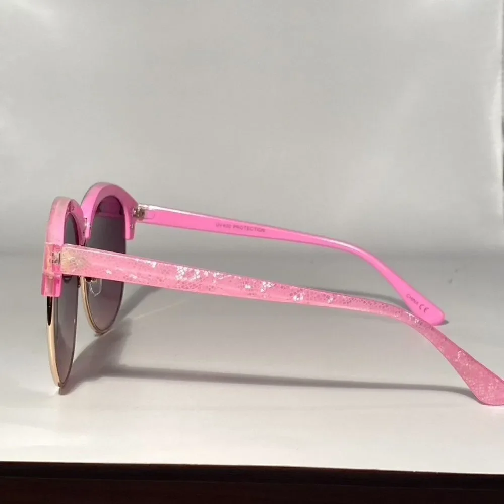 0633 Pink Plastic and Gold Metal Mirrored Green Lense Sunglasses New